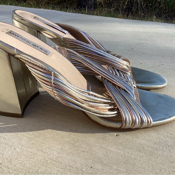 SAKS FIFTH AVENUE heels, size 9, women’s - Picture 2 of 9